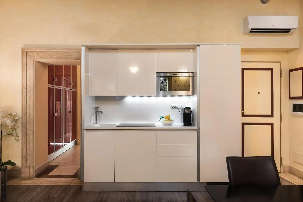 Nsm 71Viadelcorso Appartamento Con Terrazzo Rom