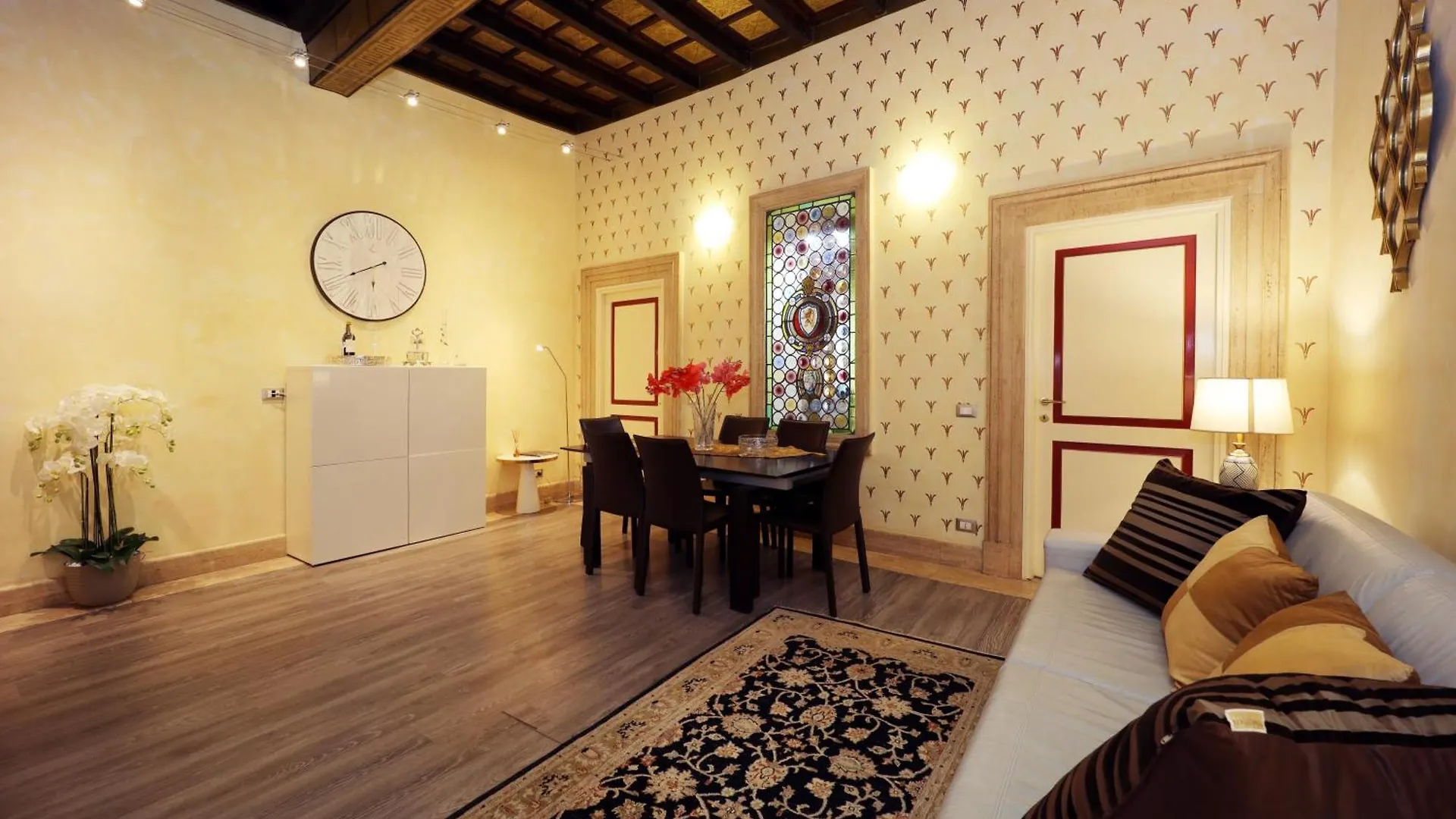 Nsm 71Viadelcorso Appartamento Con Terrazzo Rome Italie